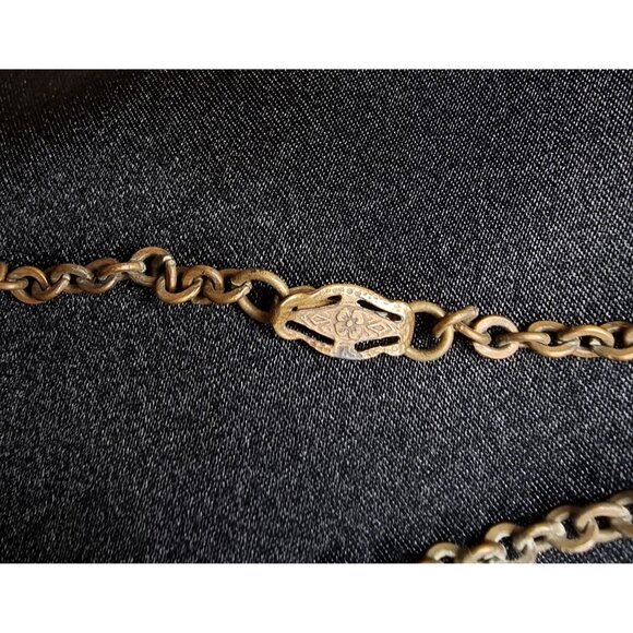 Antique Early XX Century Faux Coral Necklace With Ornate Gold-Tone Pendant - Picture 5 of 6